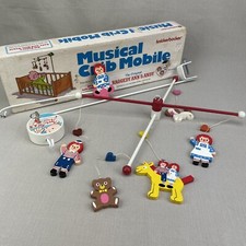 Raggedy Ann  Andy Baby Crib Musical Mobile Vintage 1972 Knickerbocker