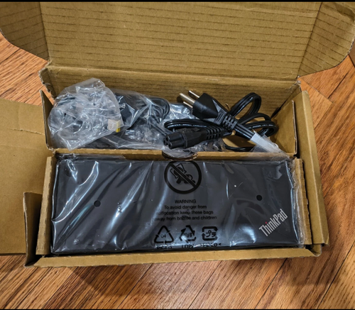 Lenovo 40B00135US Thunderbolt 4 ThinkPad Universal Dock - Afbeelding 2 van 5