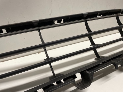 Pare Choc Avant Inférieur Grille Mazda 6 MK3 2013 - Photo 6 sur 13