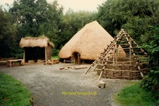 Photo 12x8 (A4) Neolithic farmstead Irish National Heritage Park c1996