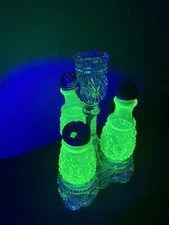 Vaseline Uranium  Cruet Condiment Castor Caddy Set Vaseline Pickle Castor