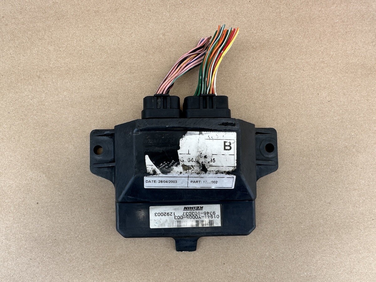 2004 Triumph Daytona CDI Engine Control Unit ECU ECM 01941-Y0005