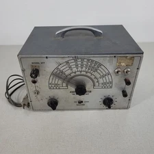 Vintage EICO 377 Sine & Square Wave Audio Generator 0-100