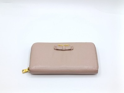 Miu Miu - Damen Geldbörse Leder beige rosa und Metall vergoldet - sehr guter Zustand.