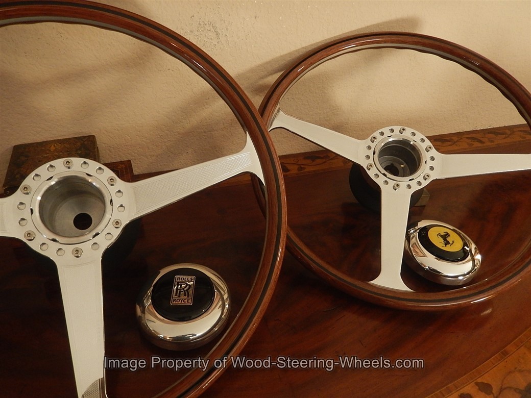 Rolls Royce 1966 + 67 Silver Shadow + M.P.W. Wood Steering Wheel 41 cm Nardi NEW