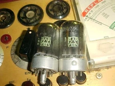 PAIR VACUUM TUBES TYPE SYLVANIA 7F7 JAN CHS