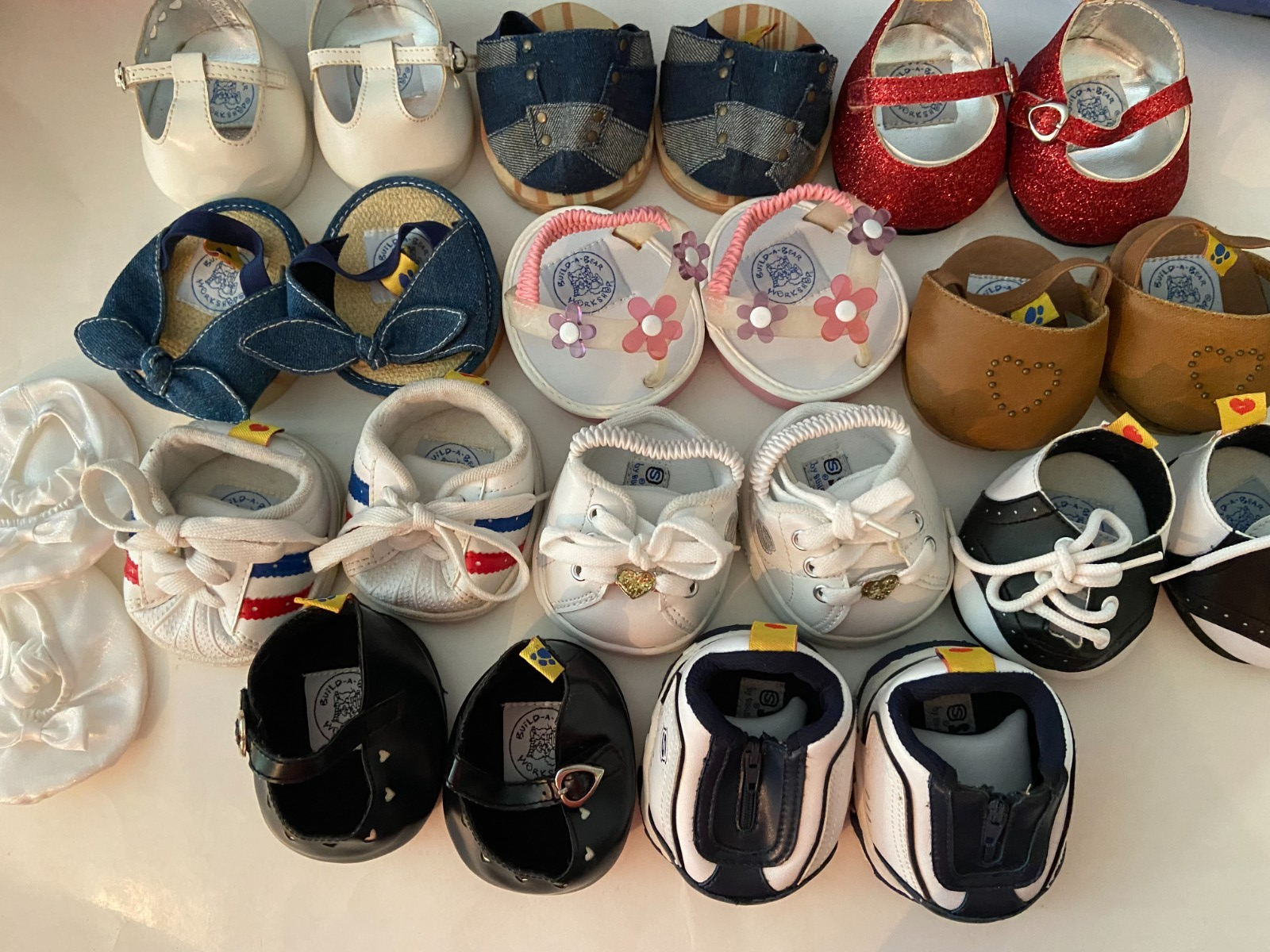BUILD A BEAR SHOES LOTTO DI 12 SCARPE ELEGANTI SANDALI ABBIGLIAMENTO SPORTIVO E CASUAL OTTIME CONDIZIONI