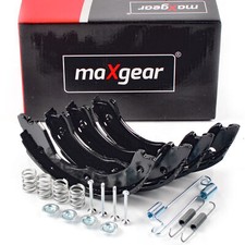 MAXGEAR Bremsbacken + Federnsatz für NISSAN X-TRAIL T30 2.0-2.5