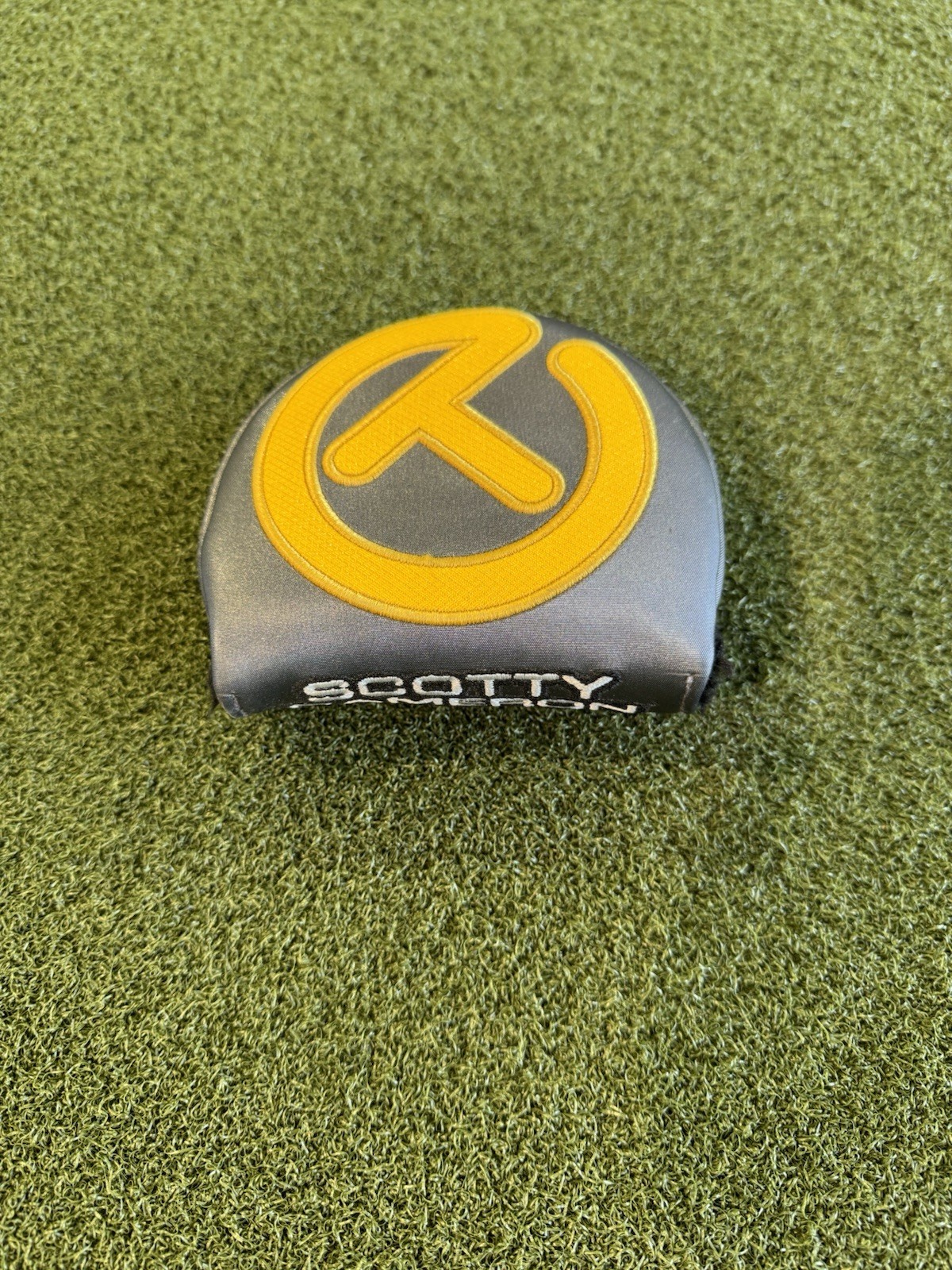 A080247, headcover back (likely) from an eBay listing