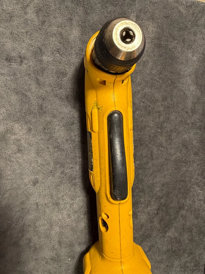 Broca Dewalt DW965 12v NiCd 3/8” sem fio ângulo reto, testada e funciona, excelente estado usado - Imagem 3 de 4