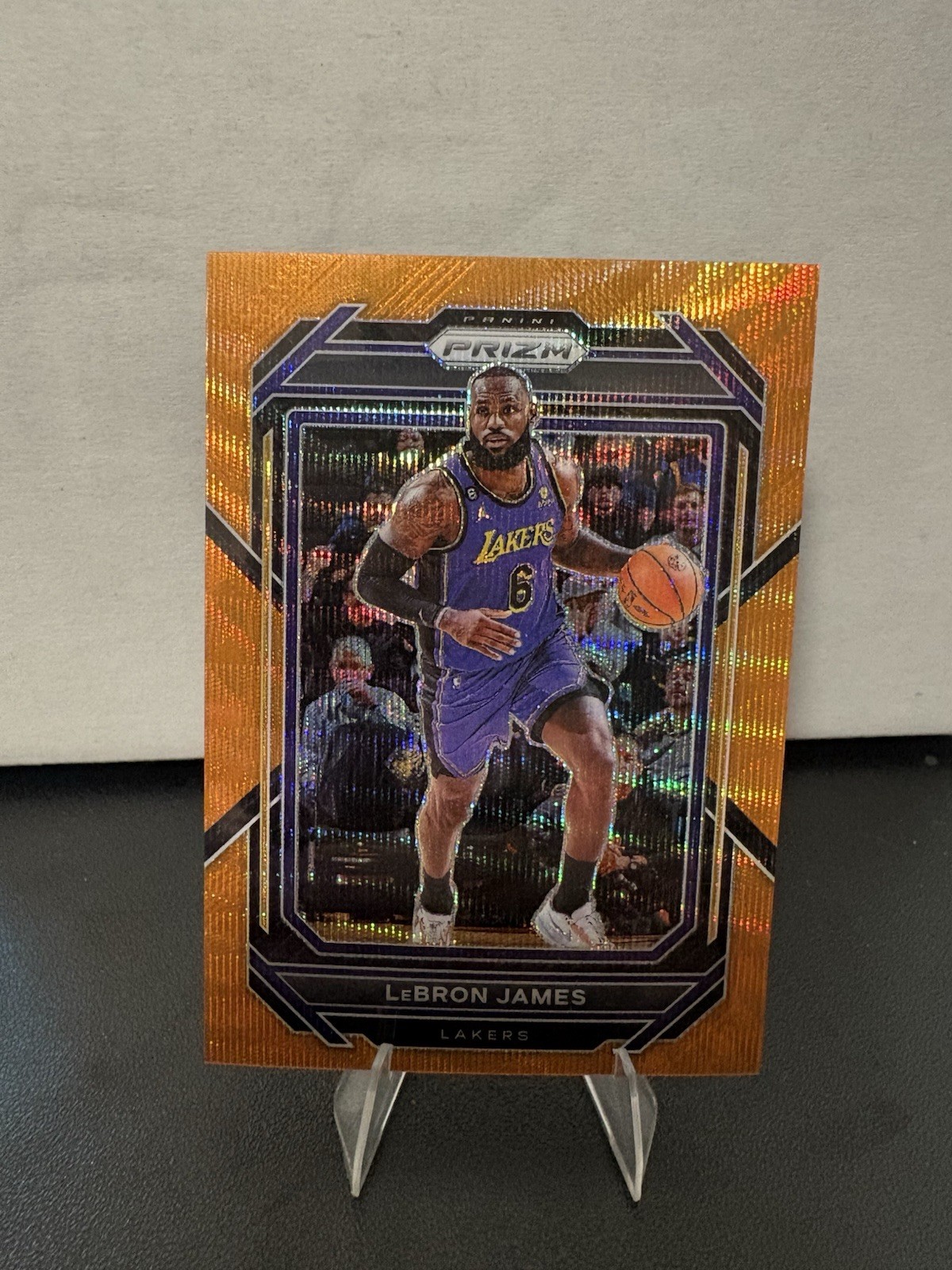 2022-23 Panini Prizm - LeBron James #134 Orange Wave Prizm /60