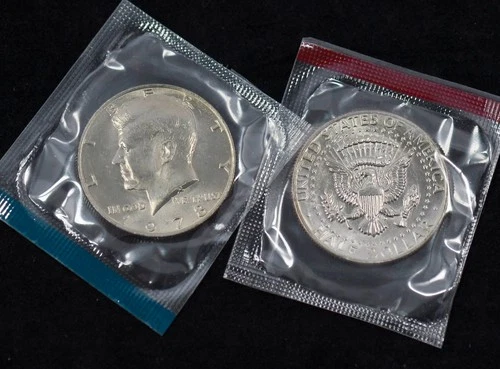 1978P & D Kennedy US Mint BU Half Dollar 2  Coin Cello Set