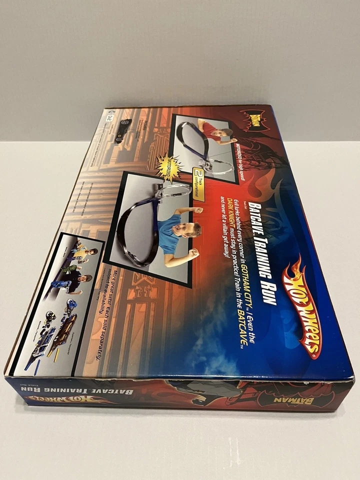 NEW Hot Wheels Batman Batcave Training Run Race Track & Batmobile Car DVD RARE - Image 3 of 4