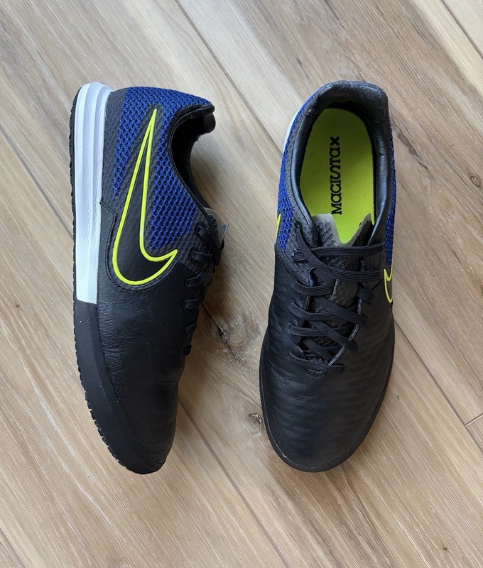 Nike Magista X Finale IC Indoor Soccer Shoes