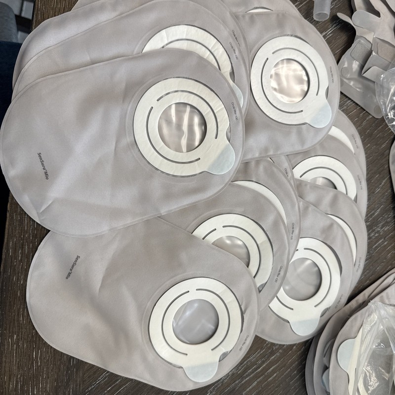 Ostomy Pouch Two-Piece System 8-1/4 Inch Length 12202 Lot Of 18