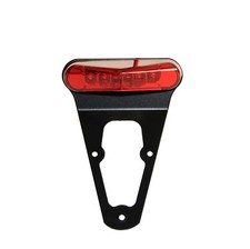 LIGHTECH FARO POSTERIORE-LUCE STOP E POSIZIONE COMPLETO DI STAFFA (OMOLOGATO E4)