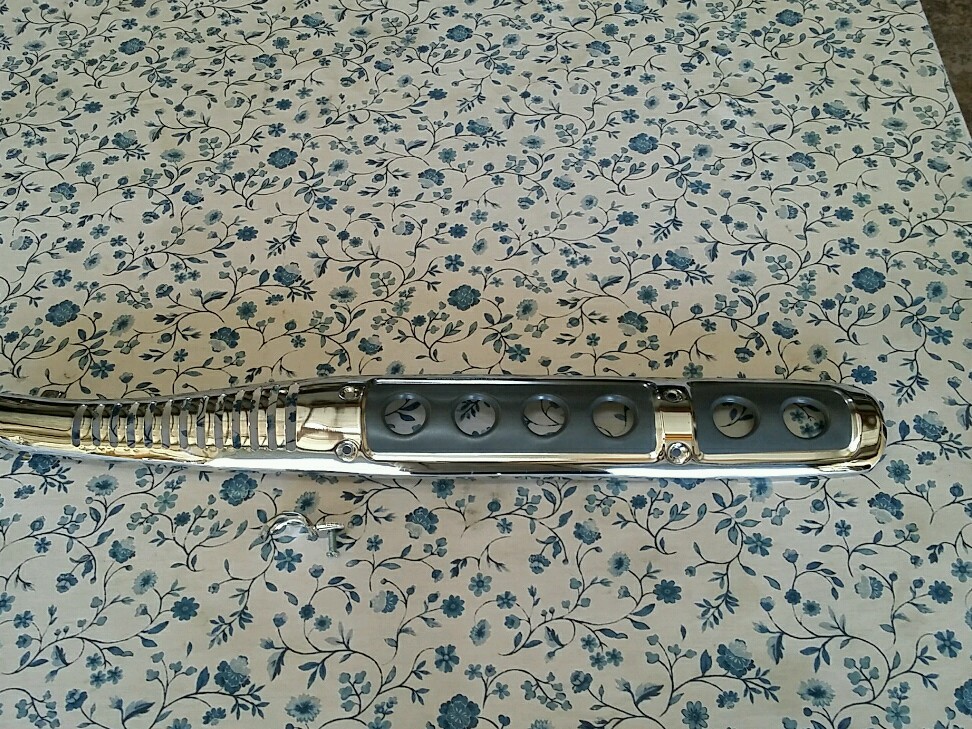 Picture 2 of 7