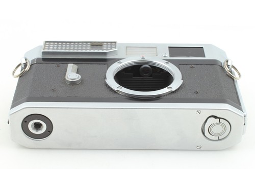 Canon Model 7 Rangefinder Film Camera L39 Leica Screw Mount [MINT] From JAPAN - Picture 6 of 13