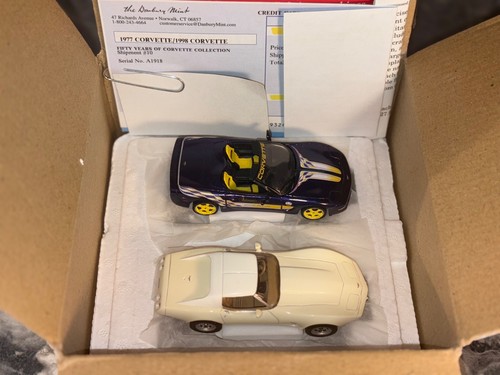 Danbury Mint 1:43 1977 White Corvette / 1998 Blue Corvette PAIR NEW Diecast USA