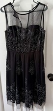 Studio One New York Women’s 6 Black Fit & Flare Scoop Neck Mesh Embroidered