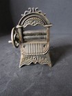 Vintage Die Cast Metal Antique Wringer Washing Machine Pencil Sharpener — photo 5