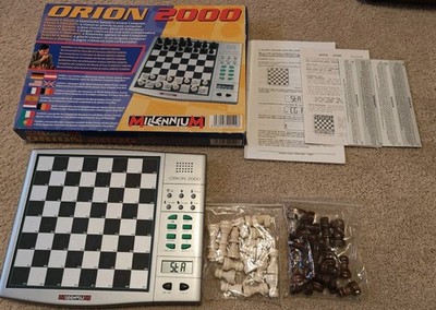 ORION 2000 Millennium elektronisches Schachspiel vollständig & in gutem Zustand Z