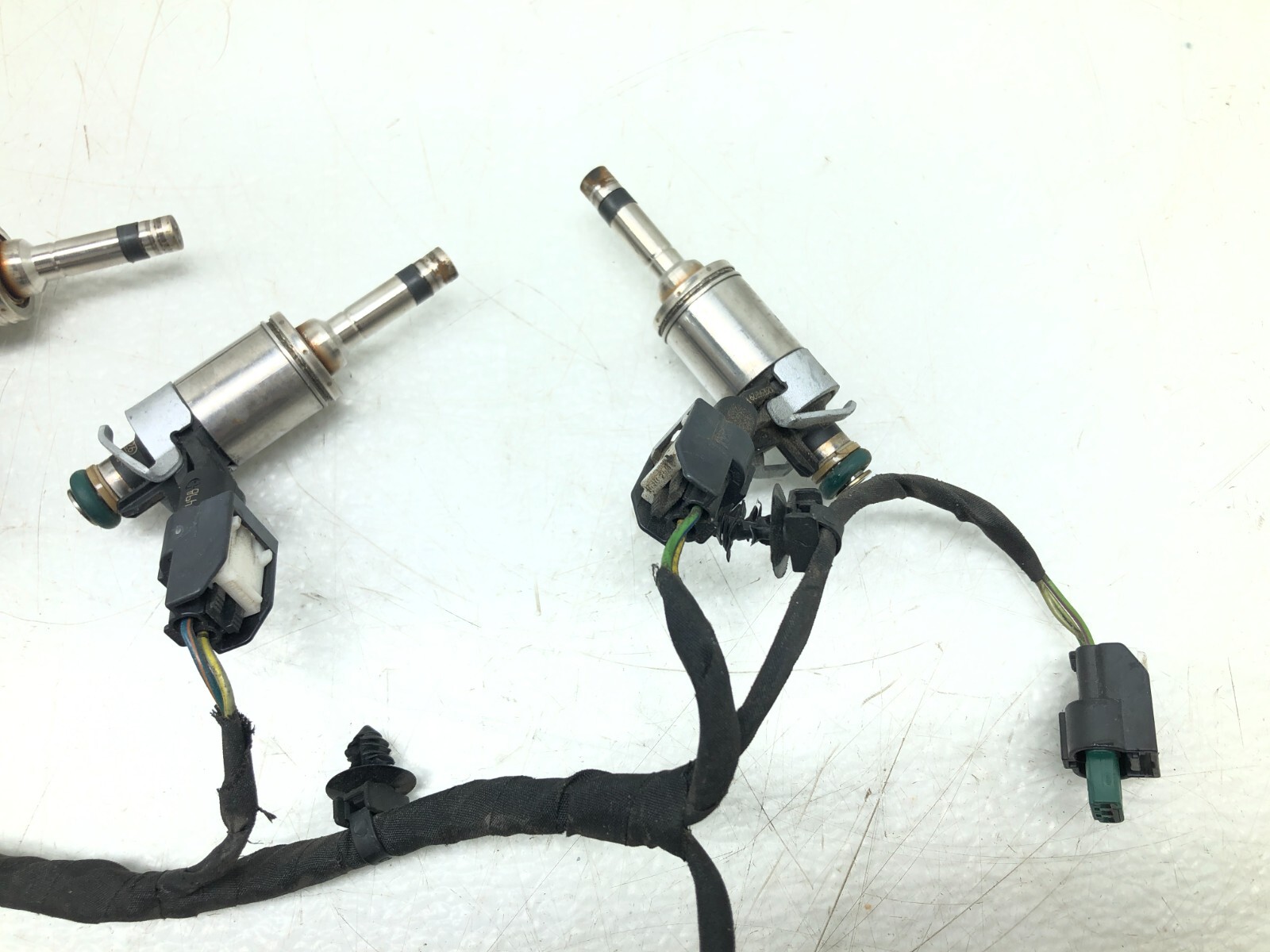 2020-2023 FORD EXPLORER 2.3L I4 FUEL RAIL LINE W/ FUEL INJECTORS OEM