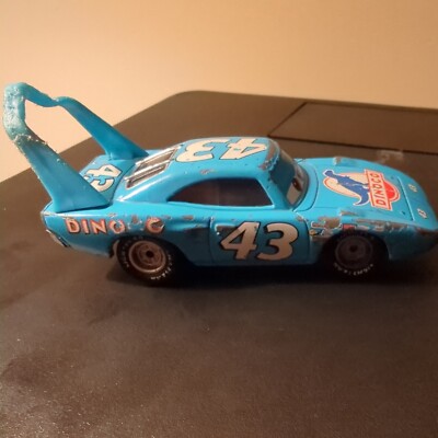 STUNNING 1970 PLYMOUTH SUPERBIRD #43 RICHARD PETTY DISNEY PIXAR