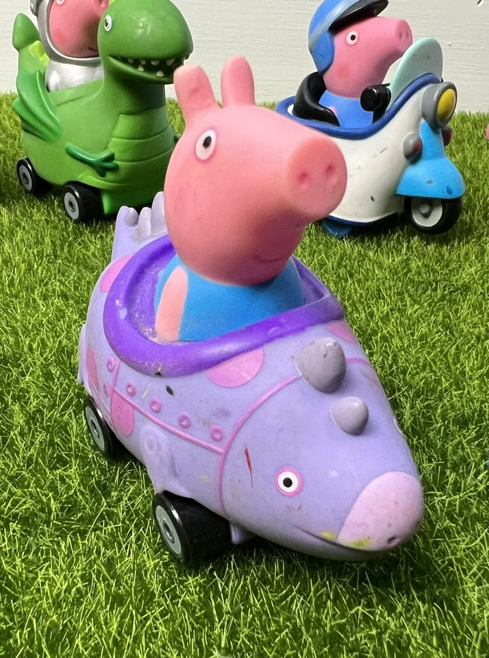 9 Peppa Pig Mini Buggies, Including 2 rare Dinosaur Cars + 1 Dragon Car | Solid - Image 3 of 4