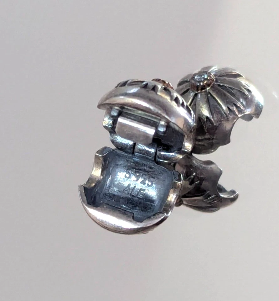 Authentic Pandora Silver & 14K Gold Friendship Flower Clip Charm 790988 - Image 3 of 3