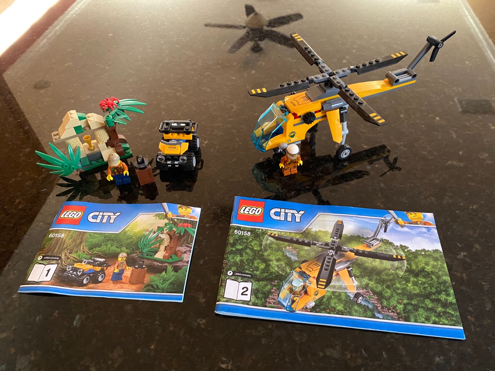 LEGO City 60158 Jungle Cargo Helicopter Complete with Minifigures Manuals w/ box