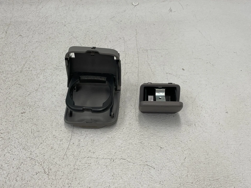 Lexus LX470 2003 2004 2005 cuarto de panel portavasos panel de ajuste gris 1572 OEM Foto 2 de 4