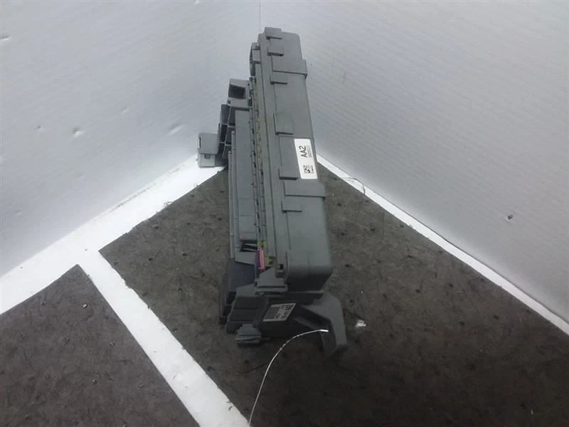 Caja de conexiones de fusibles de cabina Acura MDX 1090324 2014 Foto 3 de 4