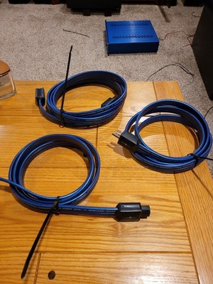 Wireworld Stratus 52 power conditioning oxygen free power cables (set of 3)