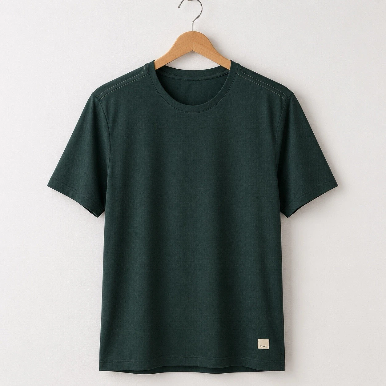 Vuori Current Tech Tee Shirt Mens Medium Green Performance Stretch Athletic