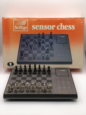 SciSys SENSOR Chess Art.221G mit Box, Figuren und Netzteil (graue Version)