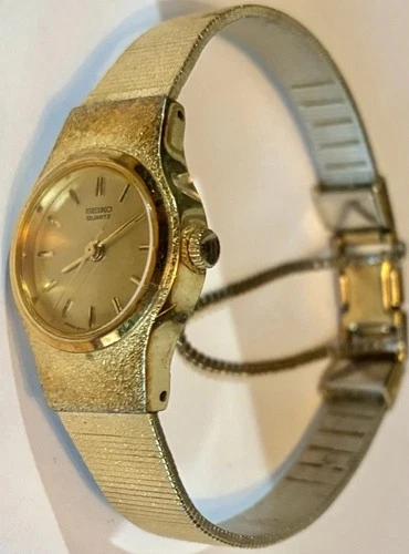 👸👸Gorgeous Vintage Classic Gold Plated SEIKO Women Watch 1980s👸👸