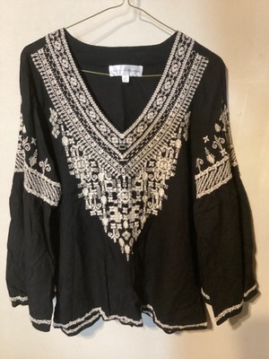 chelsea and theodore embroidered peasant blouse