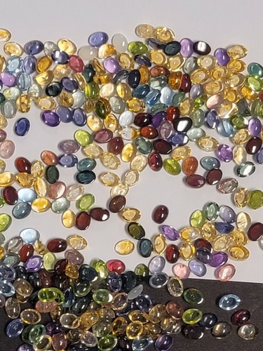 Lively Color Mix Genuine Natural Tourmaline 7x5 Cabochons 13 Pcs. Yellow Red Blu - Picture 3 of 3