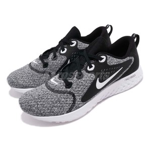 nike legend react gris