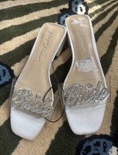 New Betsey Johnson White Bride Sandals Sz 8 New Kitten Heels