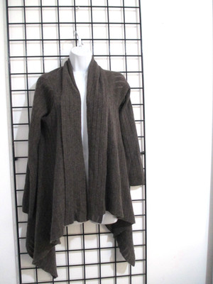 ELEN SOLANO   MEDIUM ==BROWN CASHMERE  / LONGER AT HIPS / OPEN FRONT SWEATER