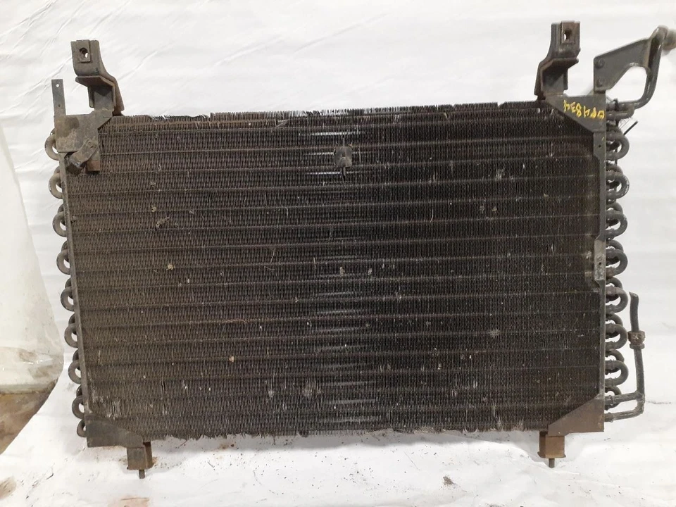 Condensador de CA integral AC compatible con camioneta Ford E250 88-91 2135635 Foto 2 de 3