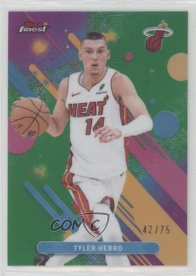 2025-26 Topps Finest Common Green Refractor 42/75 Tyler Herro #50 1b7p