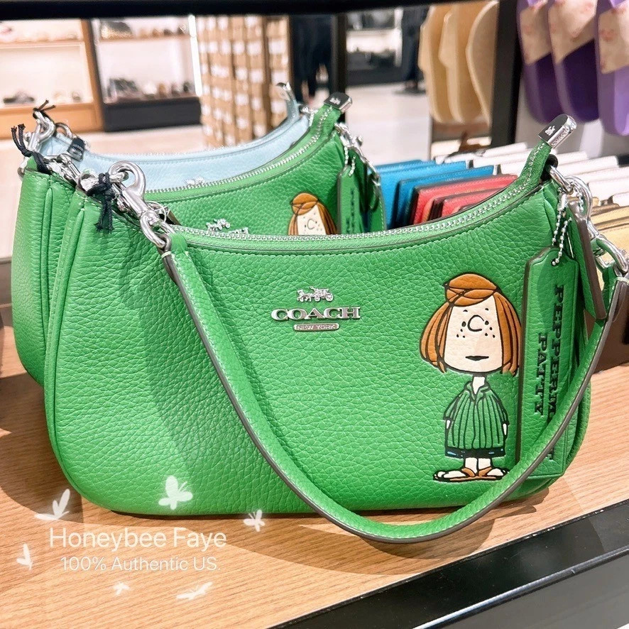 NWT Coach X Peanuts Teri Shoulder Bag With Peppermint Patt CBJ77