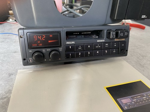 ENSEMBLE COMPLET AUTORADIO RENAULT CLIO WILLIAMS 16S CASSETTE PHILIPS 22DC579/62 - Imagen 3 de 10