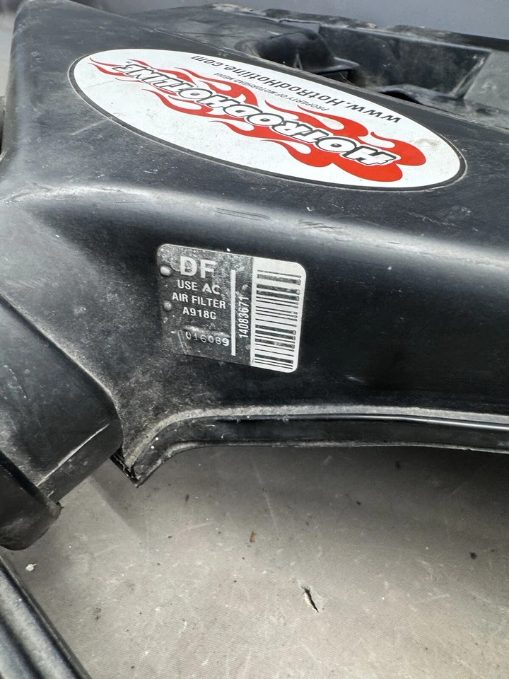 1985-1992 Chevy Camaro Air Cleaner Housing Throttle Body TPI - Image 4 of 4