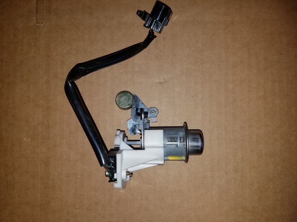 2004 ISUZU RODEO IGNITION SWITCH DRIVER PASSENGER TAILGATE DOOR LOCK