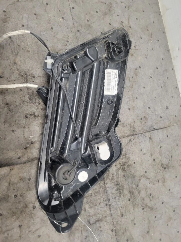 乘客转角/公园灯 S60 适合 11-13 沃尔沃 60 系列 1594226 — 第 3/4 张图片