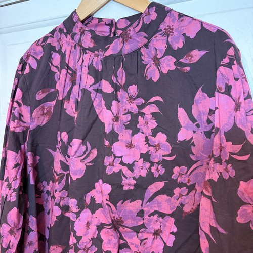 Beautiful by Lawrence Zarian Women 1X Cotton High Neck Floral Blouse Purple Pink